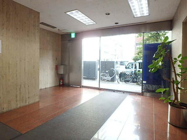 タカラビルホール③