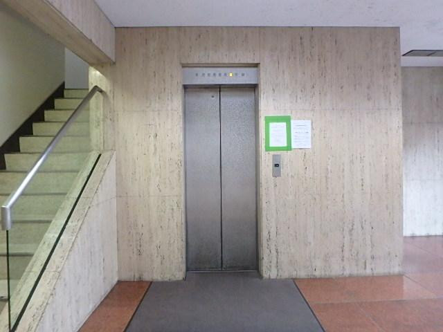 タカラビルホール②
