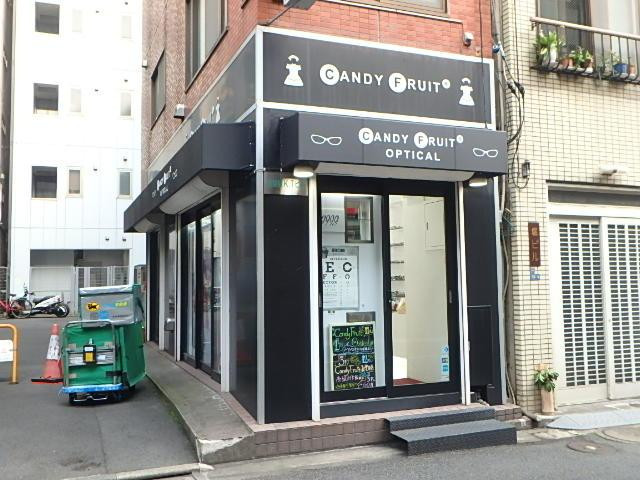 秋葉原ＫＴビルエントランス②
