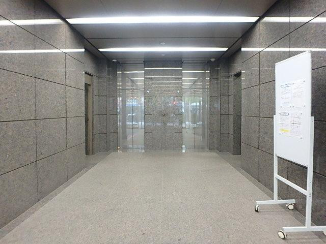 明治安田生命末広町ビルホール①