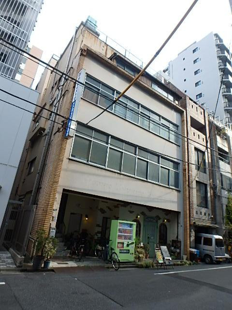 メトロビル外観③