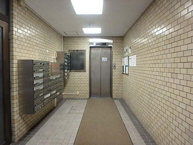 ホール①