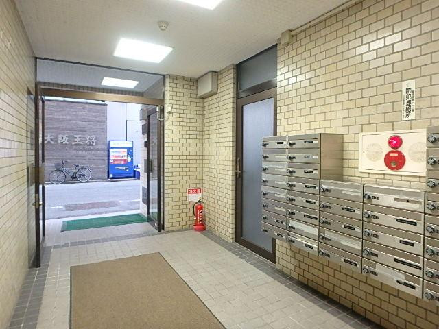 ホール②