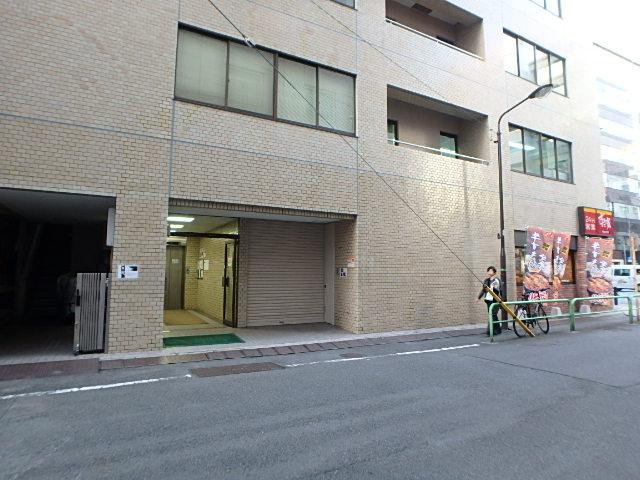 エントランス①