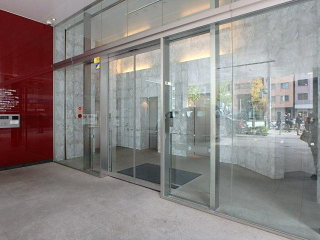 エントランス②