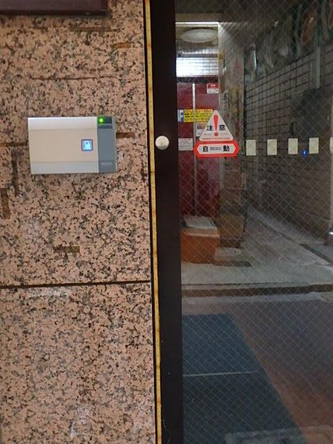 リバティー５号館エントランス③