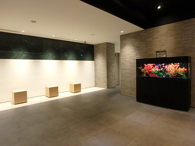 ホール①