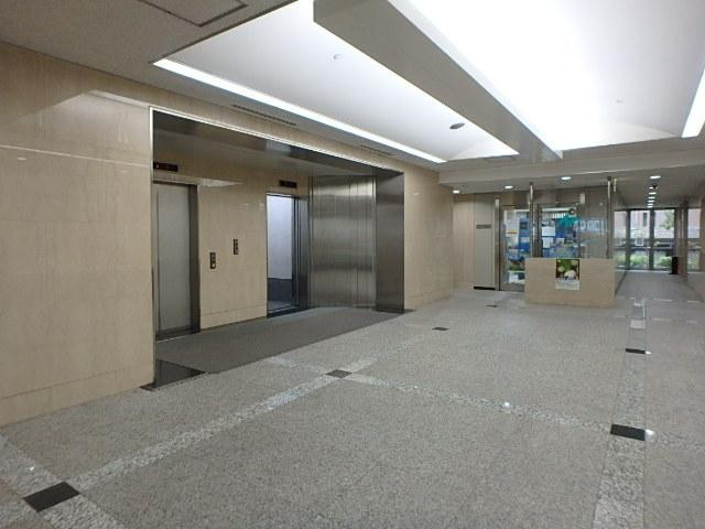 ホール①