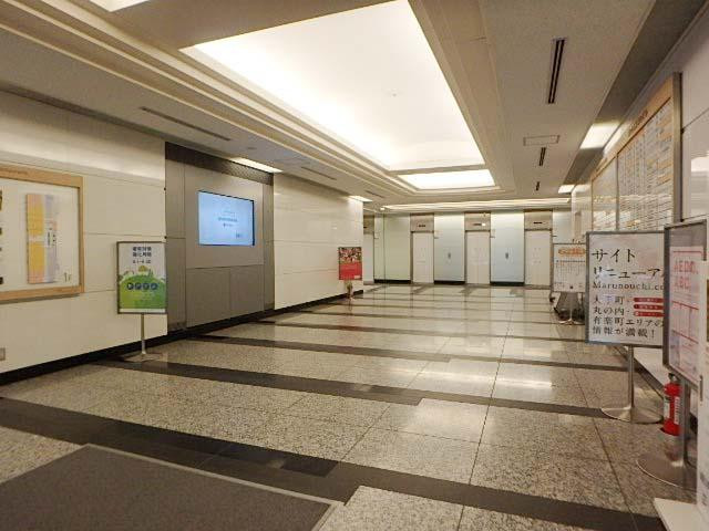丸の内仲通りビルホール①