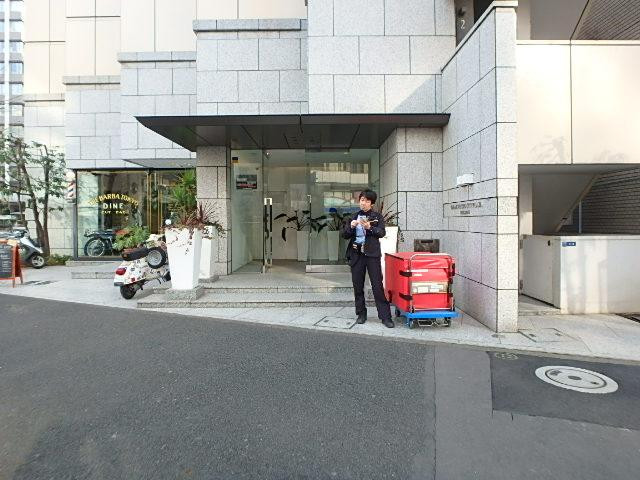 岩本町シティプラザビルエントランス①