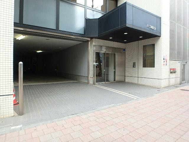 エントランス①