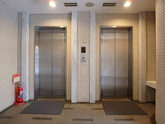 ホール②
