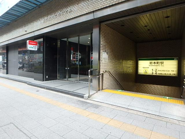 岩本町ビルエントランス①