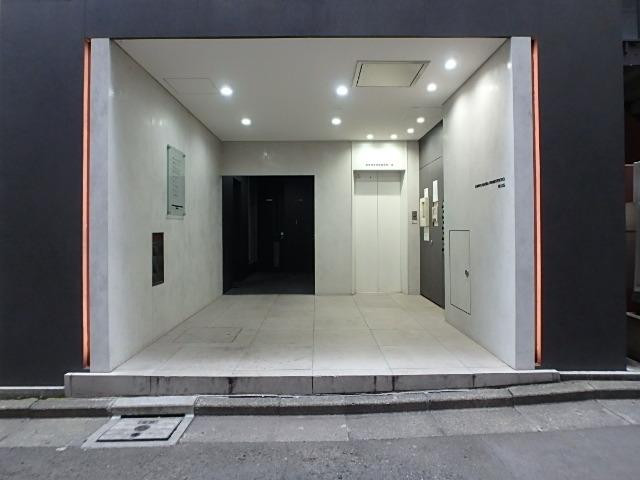 スミトー神田岩本町ビルエントランス②