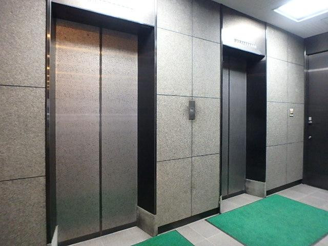 日伸ビルホール②