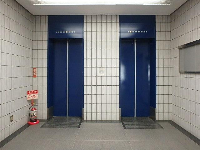 スリーセブンビルホール②