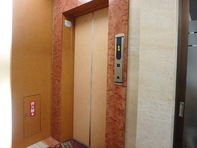 信丸ビルホール②