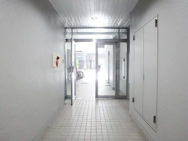 イワモトチョービルホール②