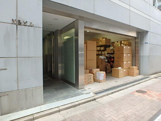 ＮＢビルエントランス①
