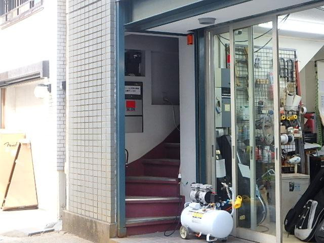 佐川ビルエントランス②