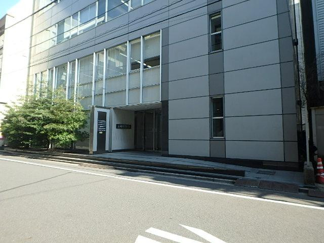 山崎共同ビルエントランス①