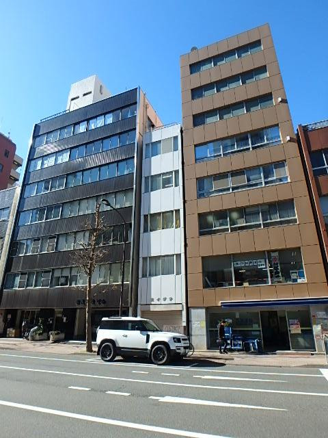 イグチビル外観③