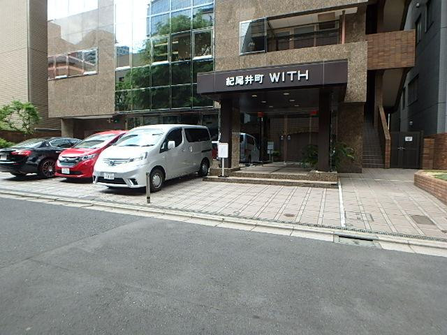 紀尾井町ＷＩＴＨビルエントランス①