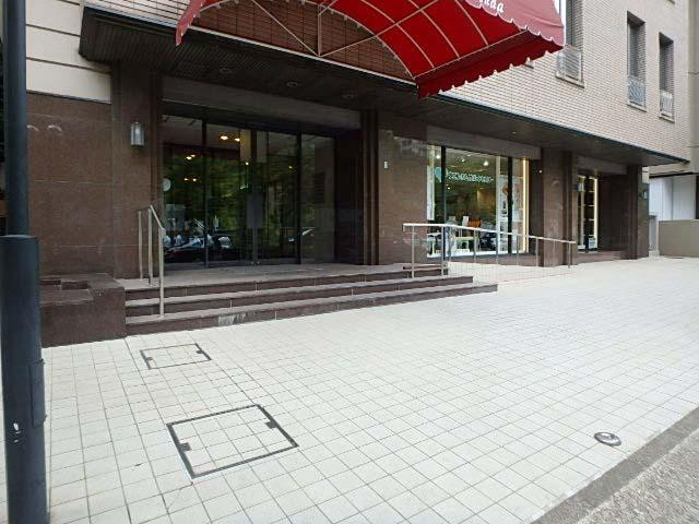 エントランス①