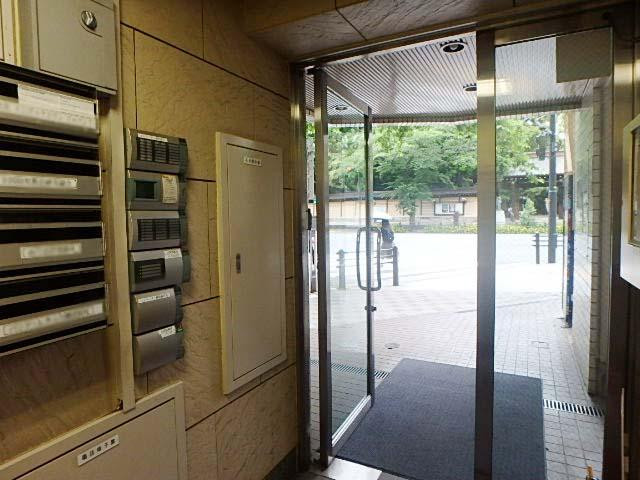 ホール②