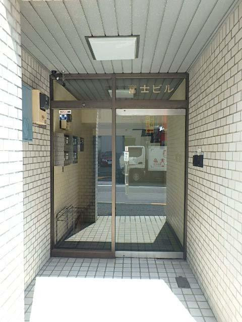 富士ビルエントランス①