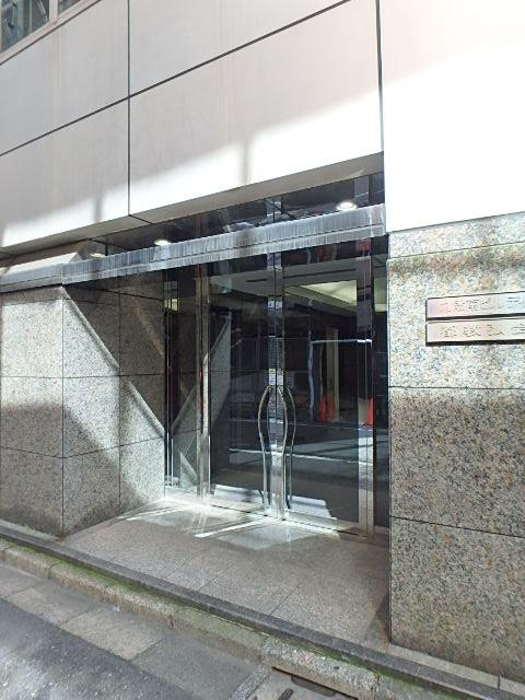 九段南ビルエントランス①