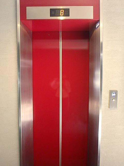 靖国外苑ビルホール①