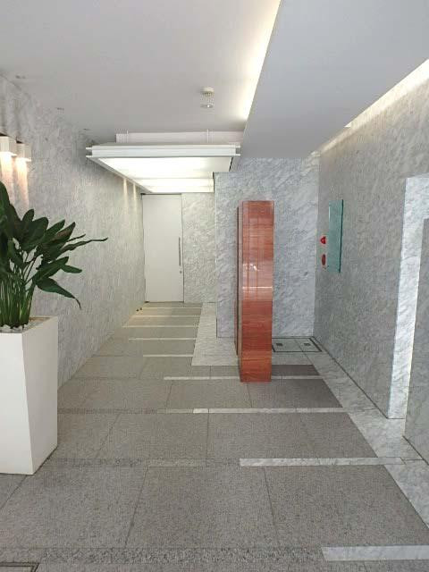 ホール②