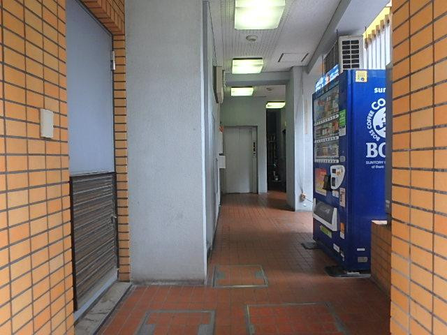 エントランス②