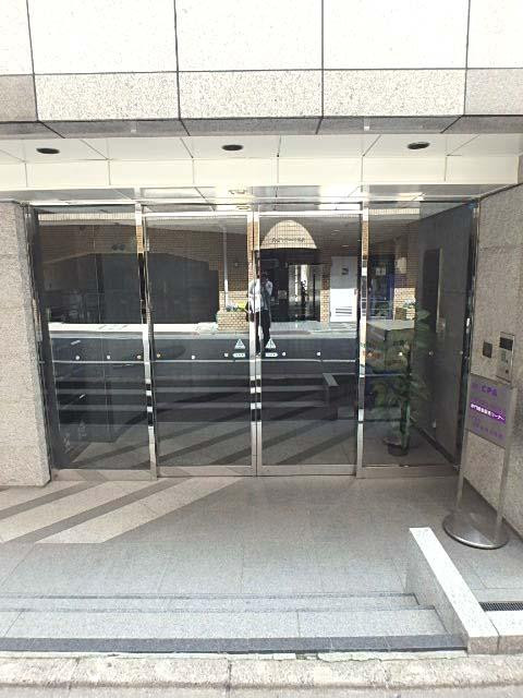麹町秀永ビルエントランス①