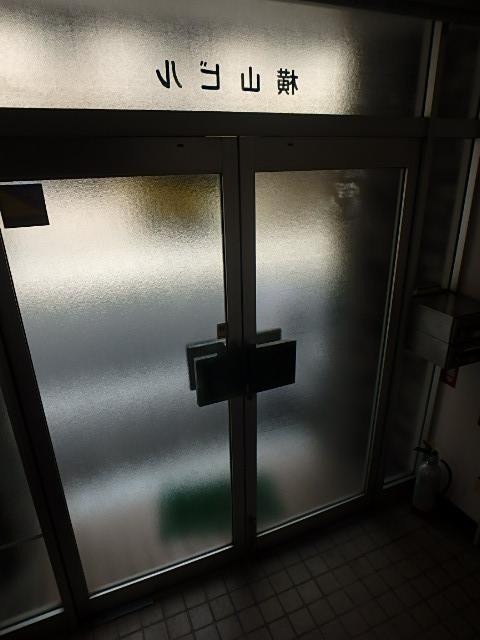 ホール②