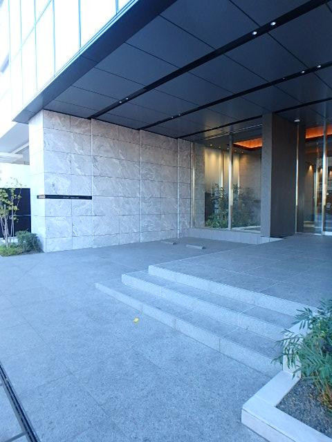 ＣＩＲＣＬＥＳ＋市ヶ谷駅前エントランス①