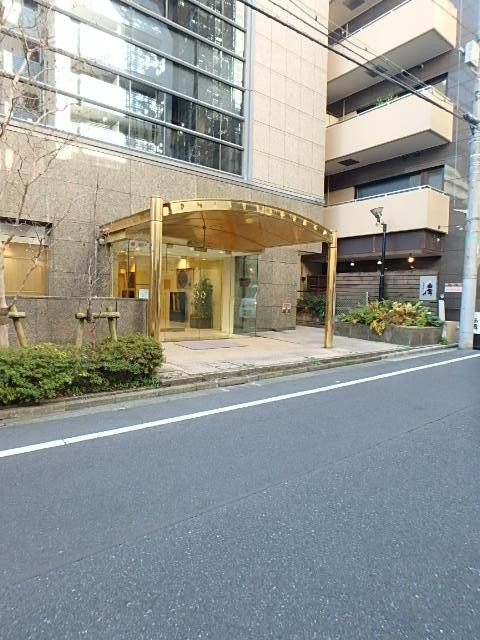 エントランス①