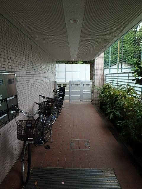 ホール④
