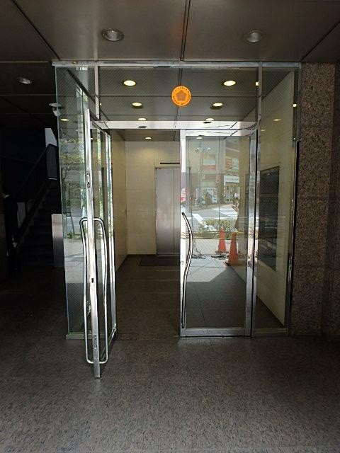 井門九段下ビルエントランス①