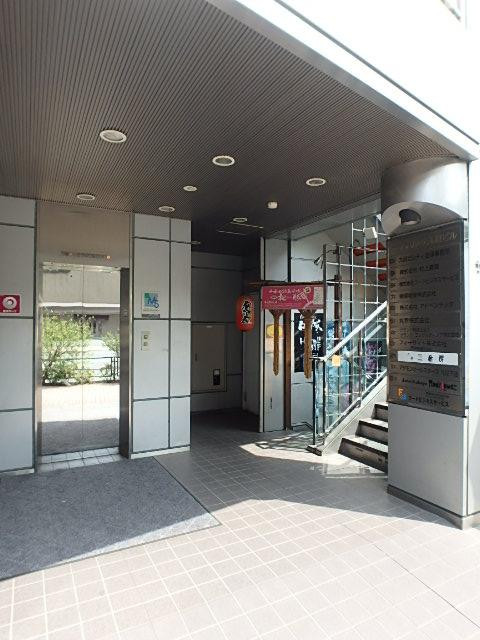 ホール②