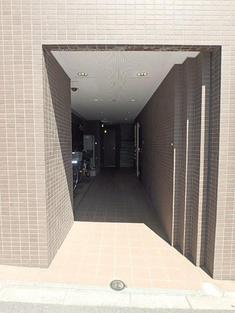 海野ビルエントランス①