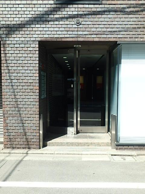 九段１０１ビルエントランス①