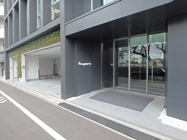 ＫＹＯＮＩ　ＢＬＤＧ．エントランス①