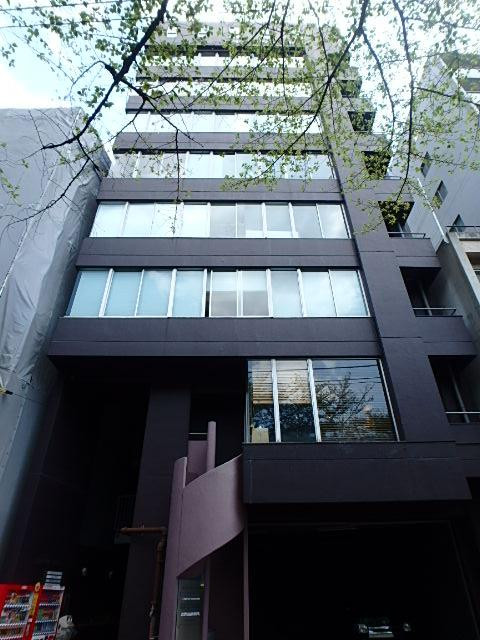 日本ドクターズビル外観②