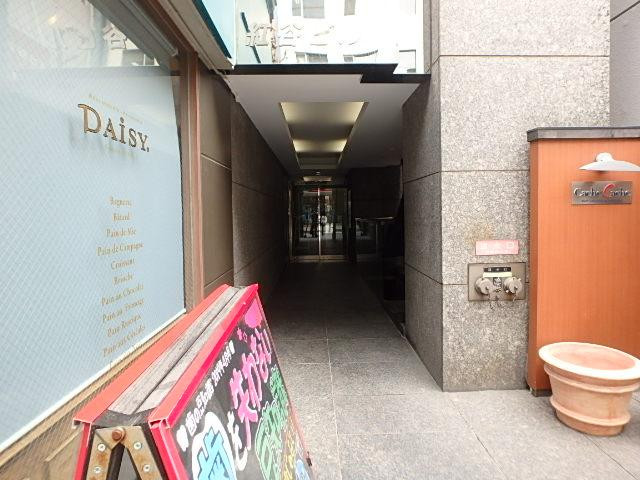 紅谷ビルエントランス②