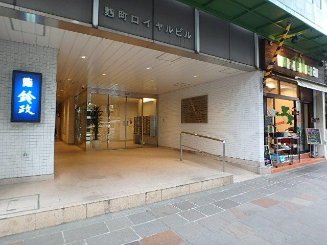 エントランス①