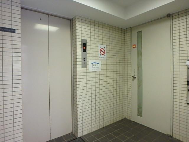 麹町保坂ビルホール①