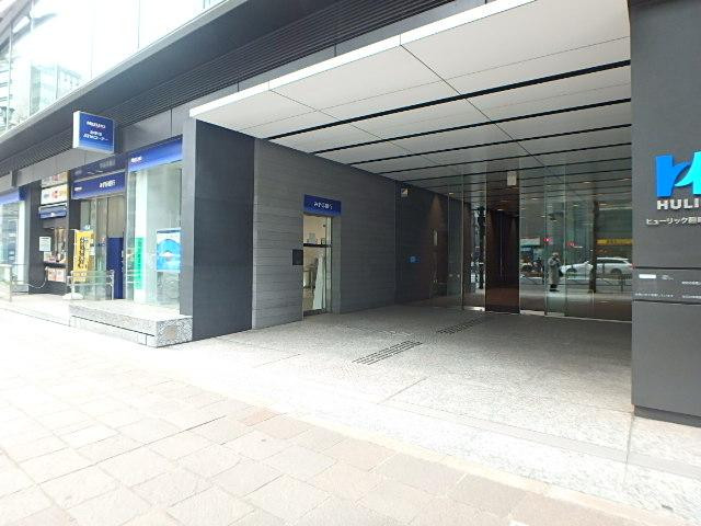 ヒューリック麹町ビルエントランス①