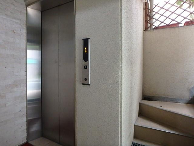 キャトルセゾン麹町ホール①